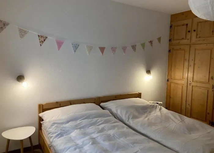 Chesa Muntanaia By Interhome 公寓